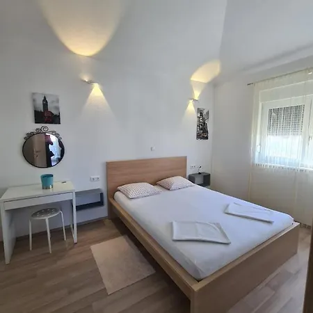 Apartment Kata *